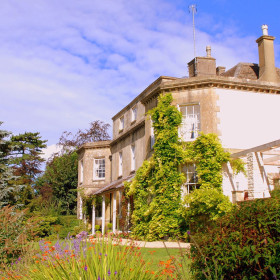 Ewelme Manor - kate & tom's Large Holiday Homes