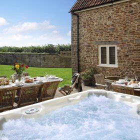  Pedington Manor - kate & tom's Large Holiday Homes