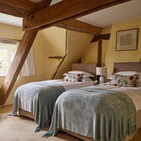 Pedington Manor - kate & tom's Large Holiday Homes