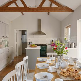 Pedington Manor - kate & tom's Large Holiday Homes