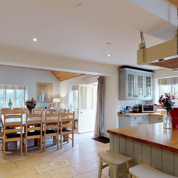 Wellacres House - kate & tom's Large Holiday Homes
