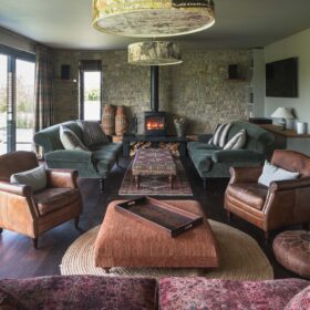 Tregulland Cottage and Barn - kate & tom's Large Holiday Homes