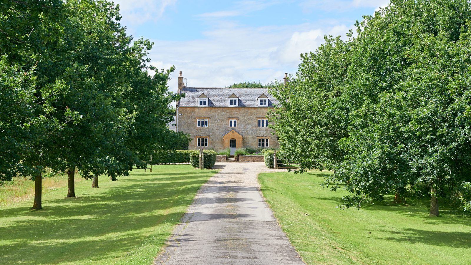 Wellacres House - kate & tom's Large Holiday Homes