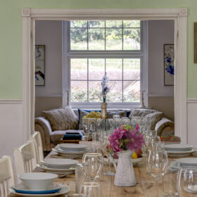 Lambourn House - kate & tom's Large Holiday Homes