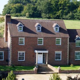 Lambourn House - kate & tom's Large Holiday Homes