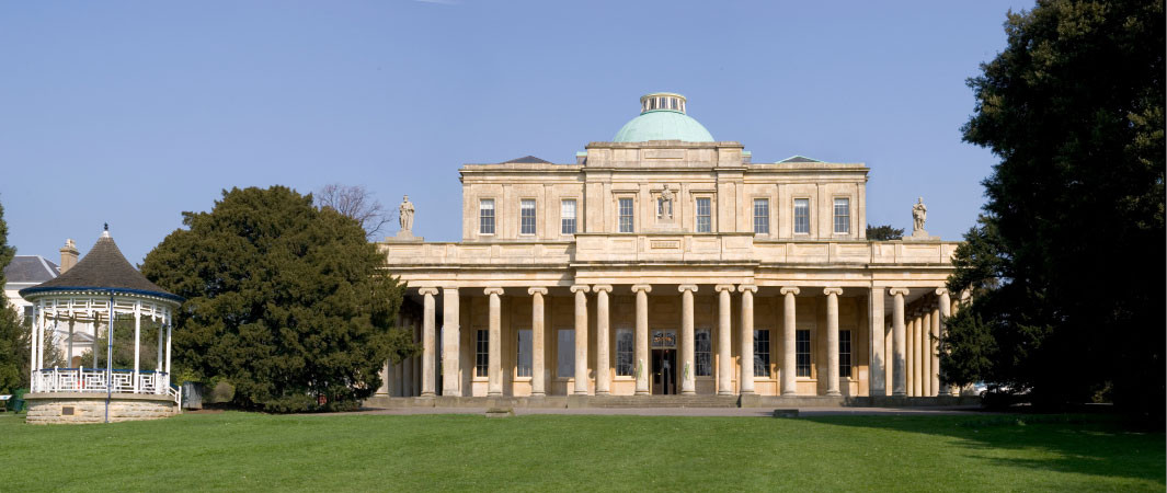 Cheltenham - kate & tom's Large Holiday Homes