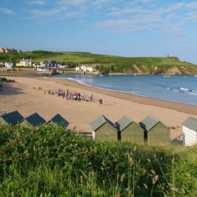  Barford Beach House - kate & tom's Large Holiday Homes