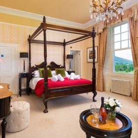 Derwentwater House - kate & tom's Large Holiday Homes