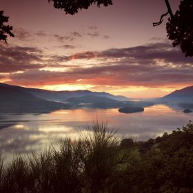 Derwentwater House - kate & tom's Large Holiday Homes