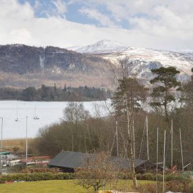 Derwentwater House - kate & tom's Large Holiday Homes