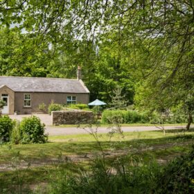 The Coast House - kate & tom's Large Holiday Homes