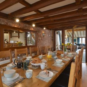  The Old Stone Barns - kate & tom's Large Holiday Homes