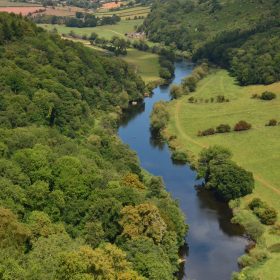 Herefordshire golf - kate & tom's Large Holiday Homes