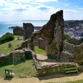  The House in Hastings - kate & tom's Large Holiday Homes