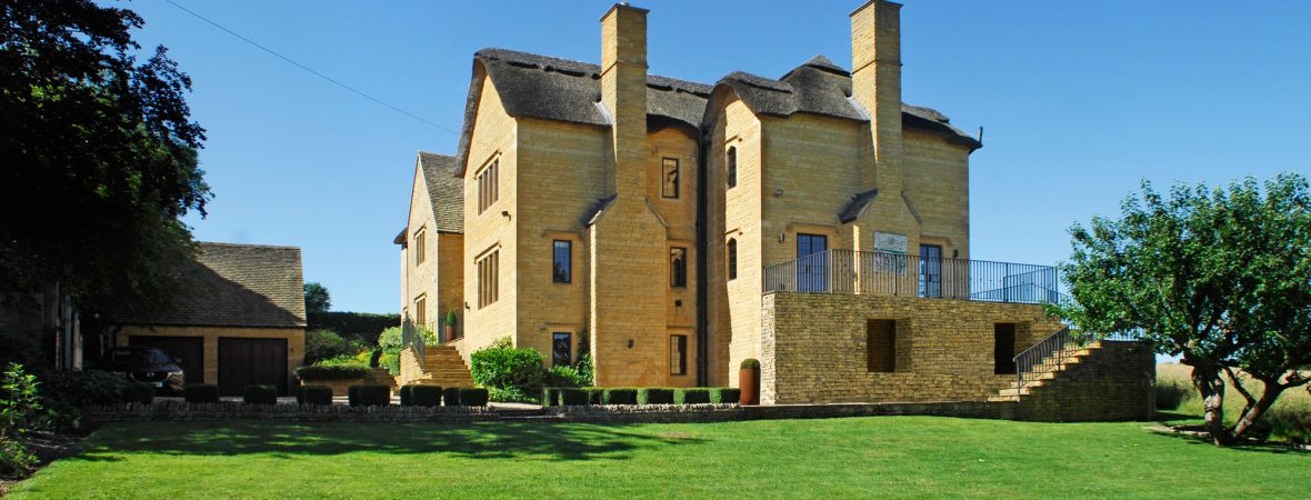 Campden Edge - kate & tom's Large Holiday Homes
