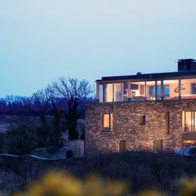 The Slate Beach House - kate & tom's Large Holiday Homes