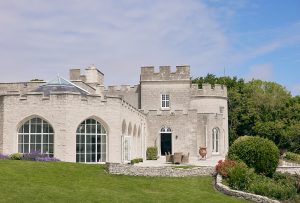 The Castle on the Coast - kate & tom's Large Holiday Homes