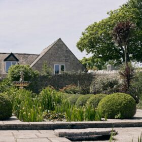 The Castle on the Coast - kate & tom's Large Holiday Homes