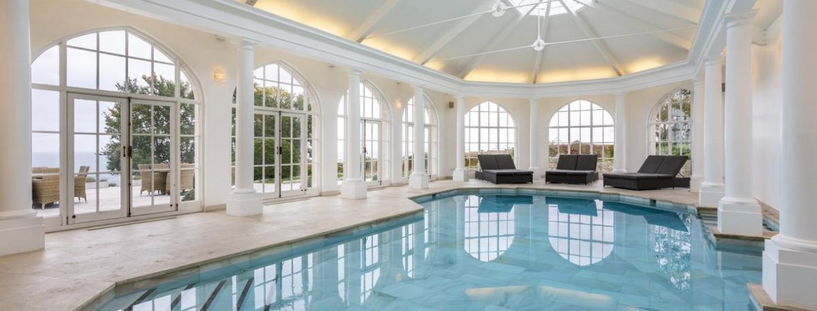 The Castle on the Coast Swimming Pool - kate & tom's Large Holiday Homes