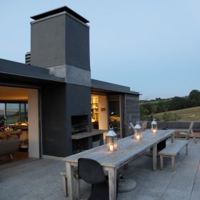 The Slate Beach House - kate & tom's Large Holiday Homes