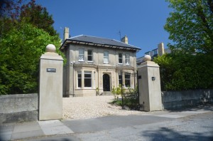 Lansdown House - Exterior (800 x 530)