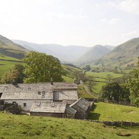 Hallin Fell House - kate & tom's Large Holiday Homes