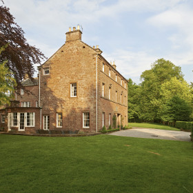 Newcross Hall - kate & tom's Large Holiday Homes