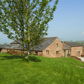 The Long House & Cottages - kate & tom's Large Holiday Homes