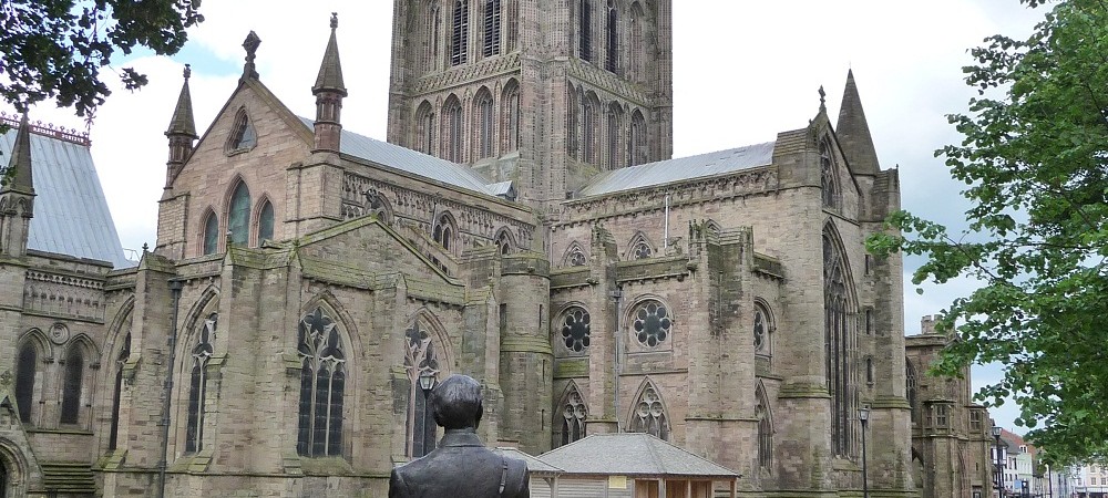 Hereford cathedral - kate & tom's Large Holiday Homes