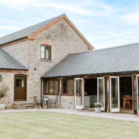 The Old Mill, Hayloft & Byre - kate & tom's Large Holiday Homes