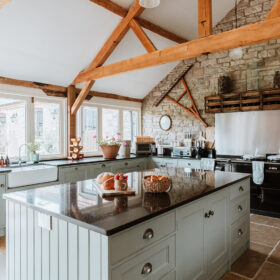 The Old Mill, Hayloft & Byre - kate & tom's Large Holiday Homes