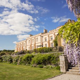 River View Castle - kate & tom's Large Holiday Homes