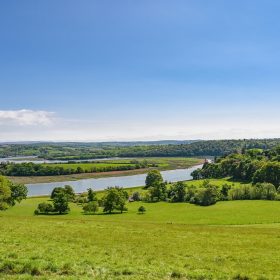 River View Castle - kate & tom's Large Holiday Homes