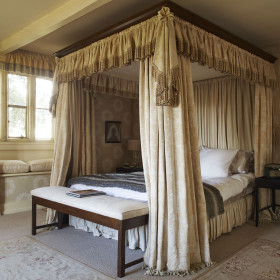  Ladyham Hall - kate & tom's Large Holiday Homes