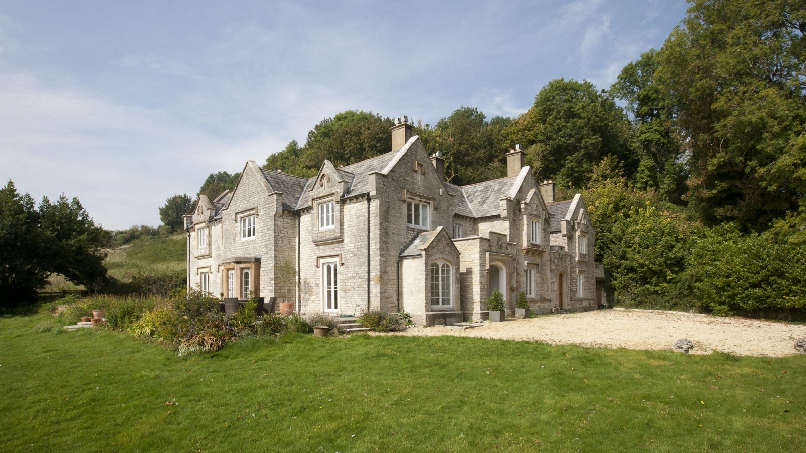 Wessex Manor - kate & tom's Large Holiday Homes