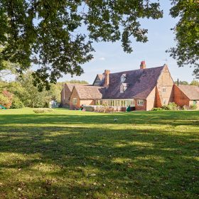  Churchill Wood - kate & tom's Large Holiday Homes