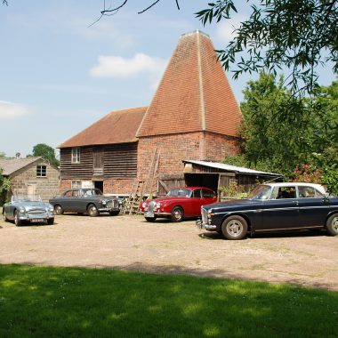 Visit the Darling Buds Classic Car Show in Kent - kate & tom's Large Holiday Homes