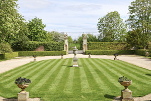 Newington House gardens 6