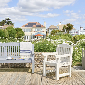 Ferring Beach Houses - kate & tom's Large Holiday Homes