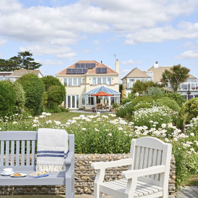 Ferring Beach Houses - kate & tom's Large Holiday Homes