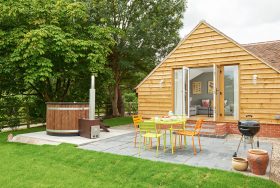 Cottage of the Month - The Yard - kate & tom's Large Holiday Homes