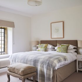 Marsden Manor - kate & tom's Large Holiday Homes