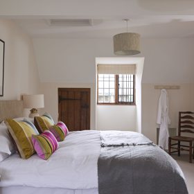  Marsden Manor - kate & tom's Large Holiday Homes