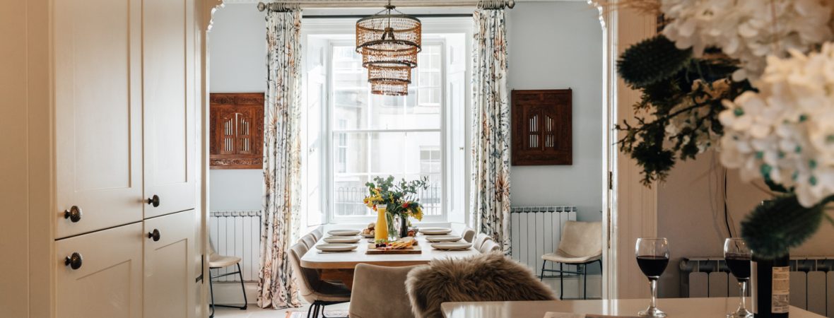 Charlotte Street Townhouse - kate & tom's Large Holiday Homes