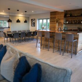 Manor on the Cove - kate & tom's Large Holiday Homes