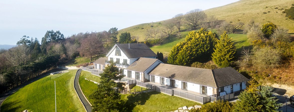 Clwyd Countryside Retreat - kate & tom's Large Holiday Homes