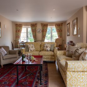 Kingham Cottages - kate & tom's Large Holiday Homes