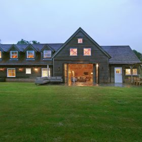 Oakwood Lodge - kate & tom's Large Holiday Homes