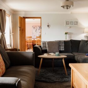 Cambrian Retreat - kate & tom's Large Holiday Homes