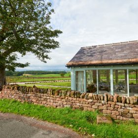 Eden Valley Hall Farm - kate & tom's Large Holiday Homes